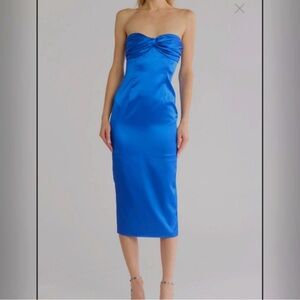 Area Star ⭐️ Blue Strapless Ruched Sheath Cocktail Dress